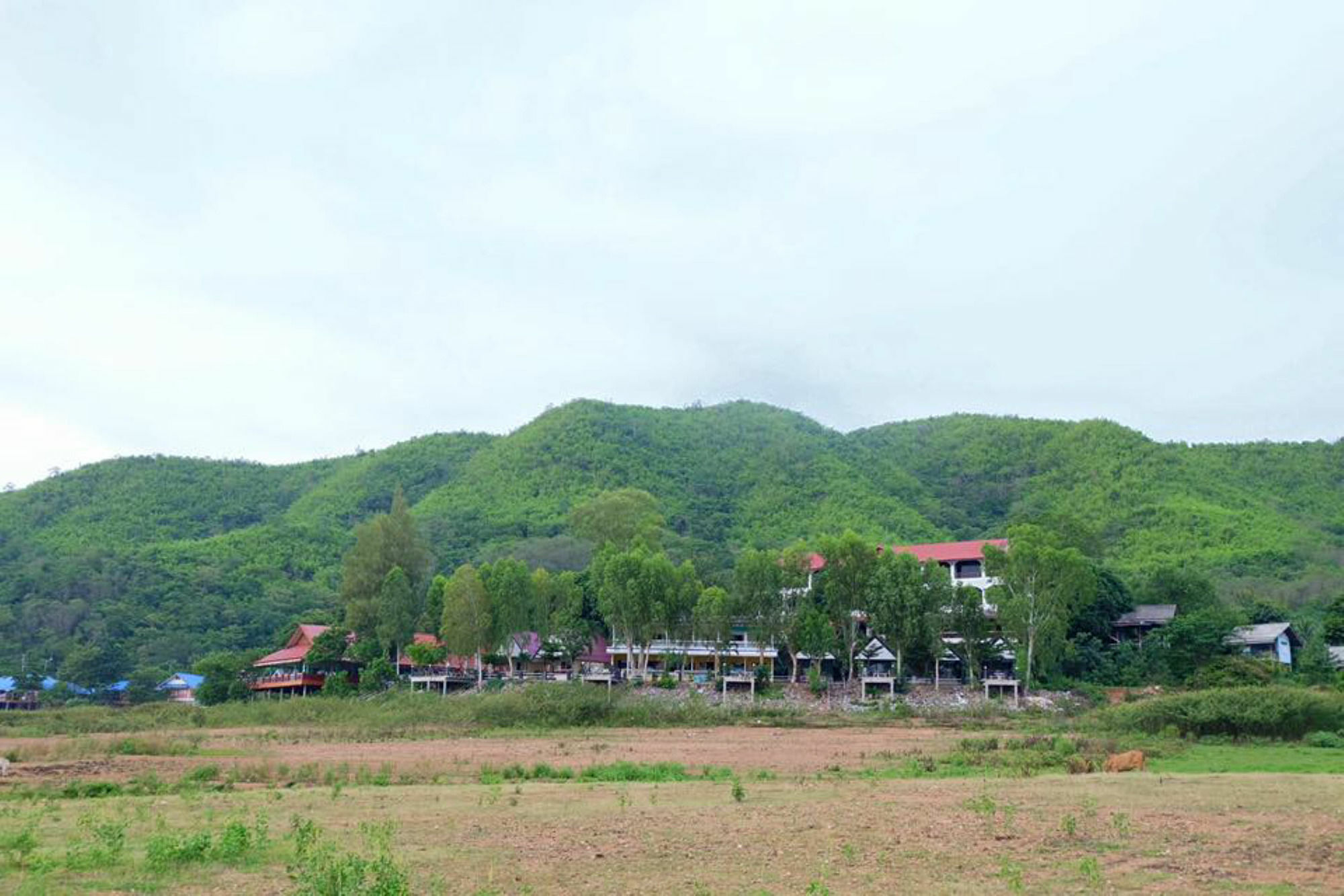 Rim Kaeng Resort Каенг Качан Екстериор снимка